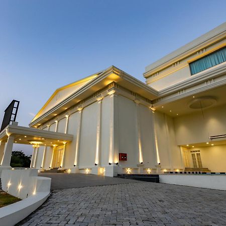 The Grand Monarch Hotel, Ujjain Ujaim Exterior foto