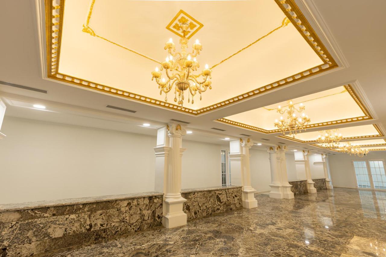 The Grand Monarch Hotel, Ujjain Ujaim Exterior foto